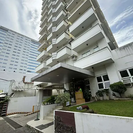 Penthouse A Near It Park