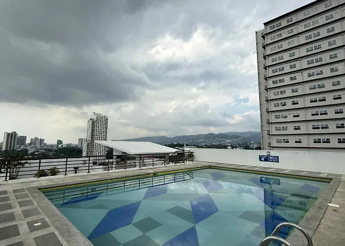 Penthouse A Near It Park 民宿